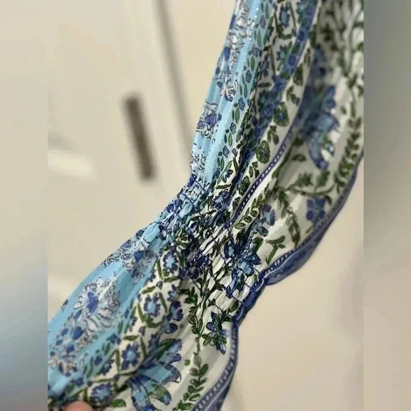 ZARA Patchwork Print Ruffle V‎ Neck Sheer - Picture 4 of 6